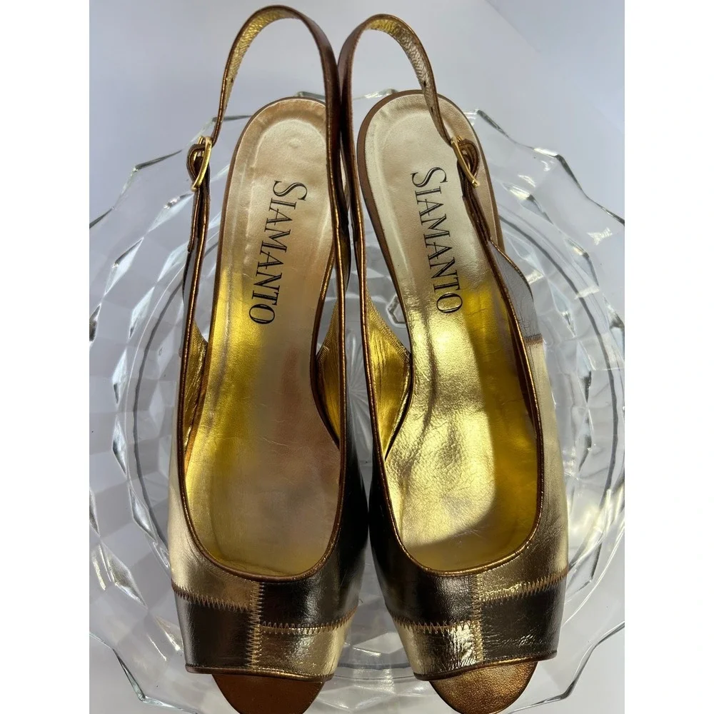 Siamanto glimmering sophistication
